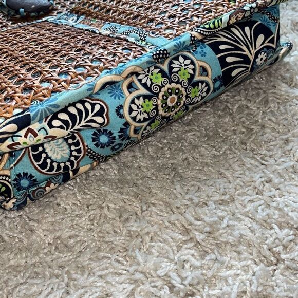 Vera Bradley Bali Blue & Hope Garden Structured Tiki Tote with Caning RARE - Picture 2 of 16
